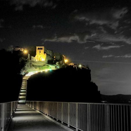 Iroom Civita Bagnoregio Exterior foto